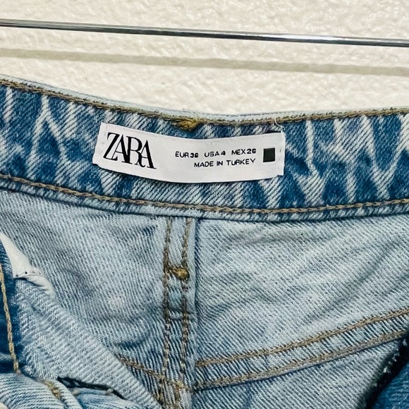 Zara Women's Ripped Blue Jean Shorts - Picture 3 of 6